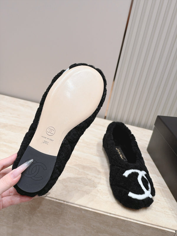 CC 26FW CC Logo Ballet Flats Shearling 180269