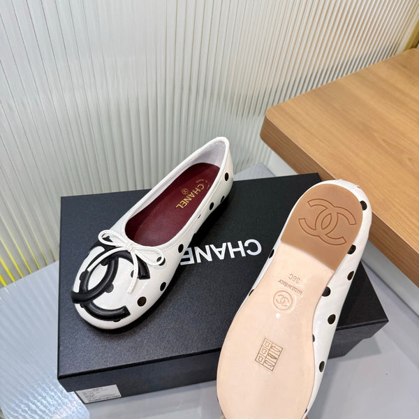 CC 26FW Coco Beach Polka-Dot Ballet Flats Bow Detail Calfskin Leather 182076