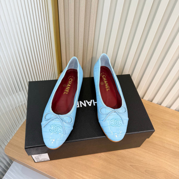 CC 26FW Bow Ballet Flats Crocodile-Embossed Patent Leather 182074