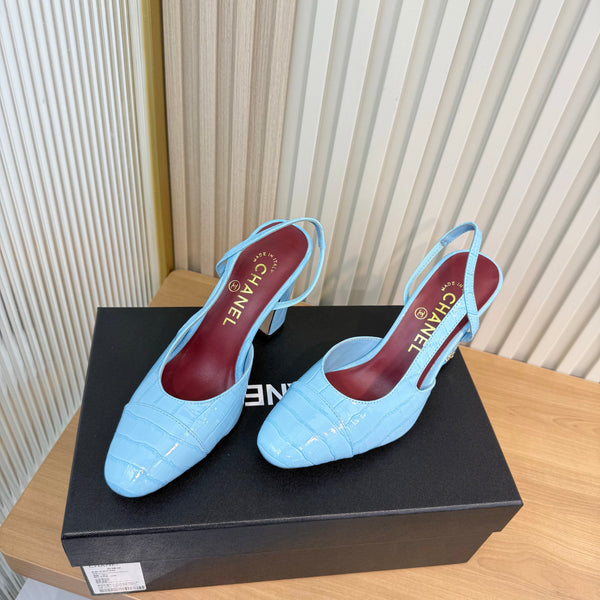 CC 26FW Slingback Pumps 9.5cm Crocodile-Embossed Patent Leather 182055
