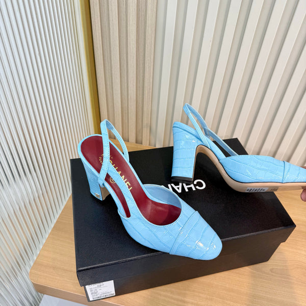 CC 26FW Slingback Pumps 9.5cm Crocodile-Embossed Patent Leather 182055