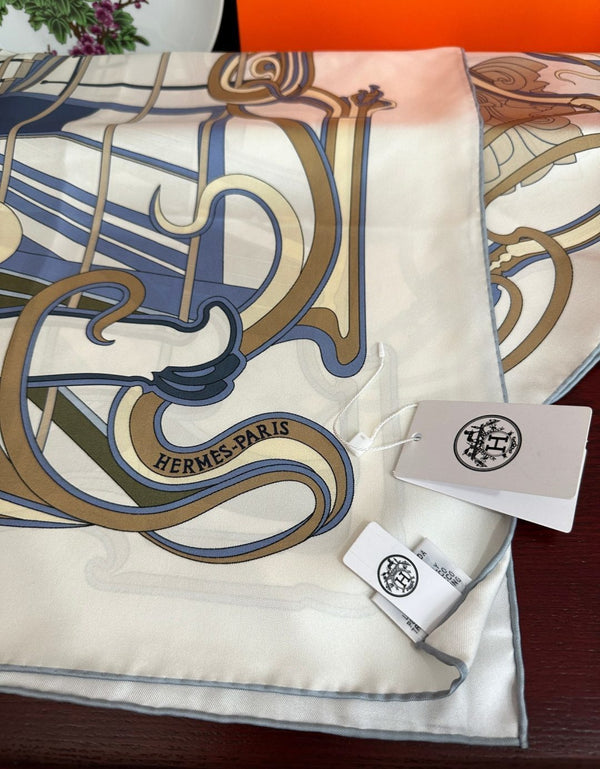 HM 26s Scarf  90x90cm Twill Silk 550752