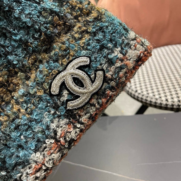 CC 26FW Knit Pom-Pom Beanie Logo Patch Multicolor Wool 552001