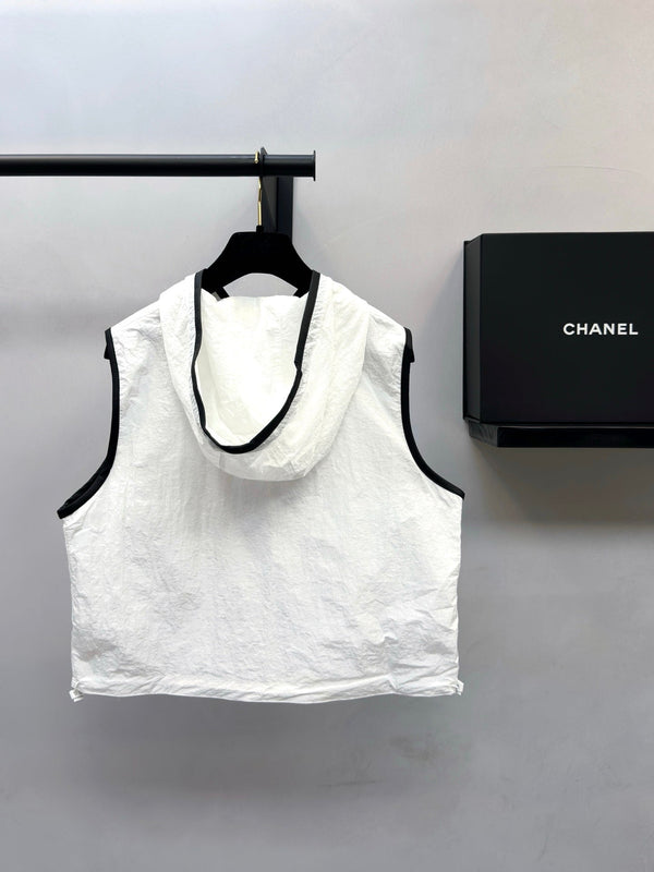 CC Hooded Sleeveless Vest Double-C Logo Black White Polyamide Contrast Trim 447727