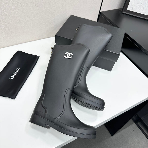CC 26FW Double-C Logo Rain Boots Black Waterproof Rubber 193703
