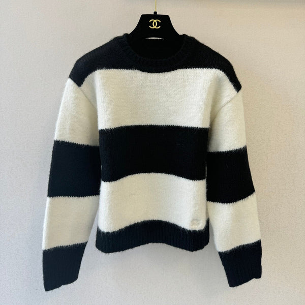 CE 26S Crewneck Pullover Black White Mohair Wool 448146