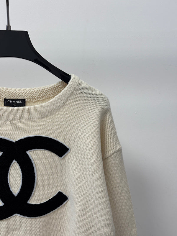 CC 26S Crewneck Knit Top Raised Double-C Logo Cream Cashmere 448089