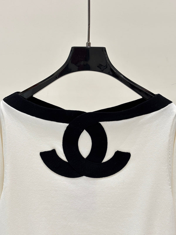 CC 26S Striped Knit Top Colorblock Letter Jacquard Off-Shoulder Long Sleeves Cotton 448086
