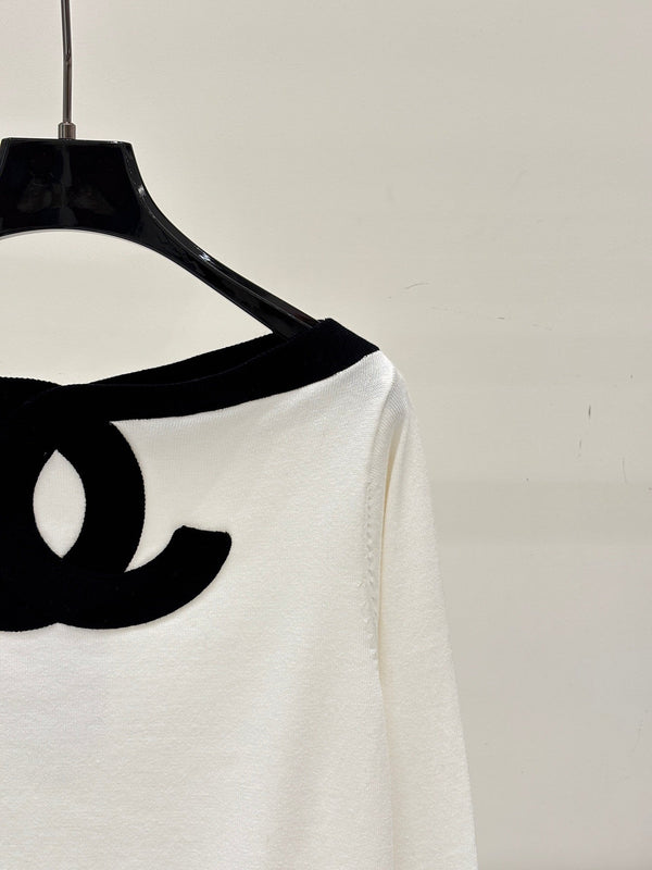 CC 26S Striped Knit Top Colorblock Letter Jacquard Off-Shoulder Long Sleeves Cotton 448086