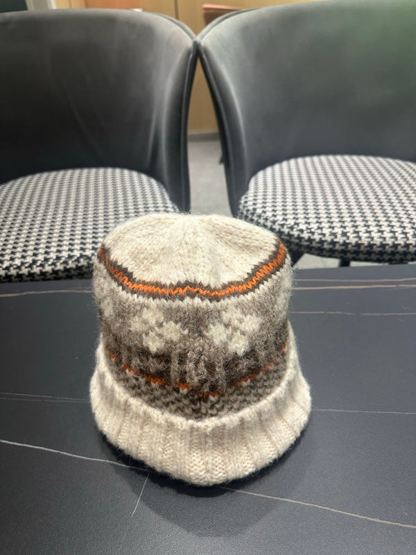 HM 26FW Beanie Hat Soft Stretch Knit 527613