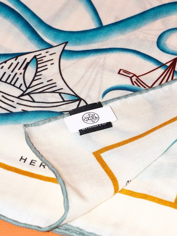 HM 26s Scarf 140 In Cashmere And Silk 561939
