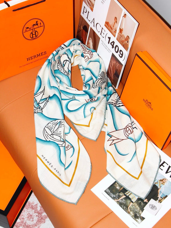 HM 26s Scarf 140 In Cashmere And Silk 561939