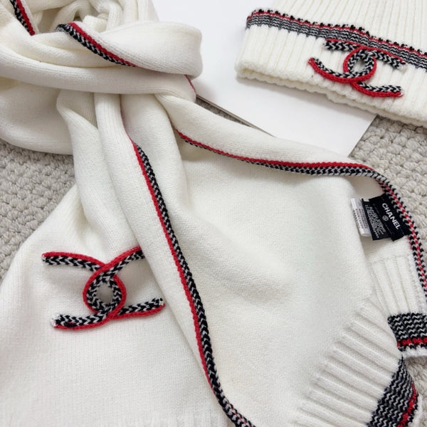CC Hat Scarf Set 563589