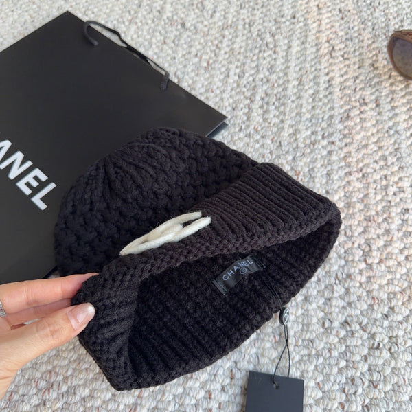 CC 26FW Chunky Cable Knit Beanie Hat Wool Blend 563898