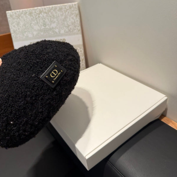 CD 26FW Beret Hat Shearling 563736