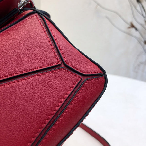 BORSA LOE MINI 18 PUZZLE IN PELLE DI VITELLO ROSSO CILIEGIA