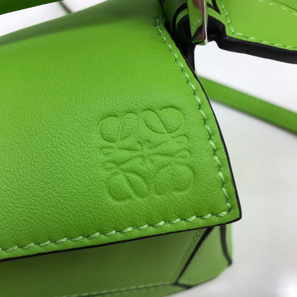 BORSA LOE MINI 18 PUZZLE IN PELLE DI VITELLO VERDE SMERALDO