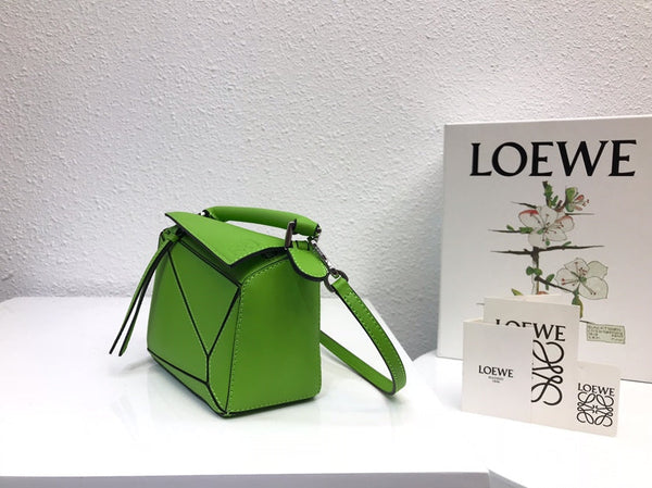 BORSA LOE MINI 18 PUZZLE IN PELLE DI VITELLO VERDE SMERALDO