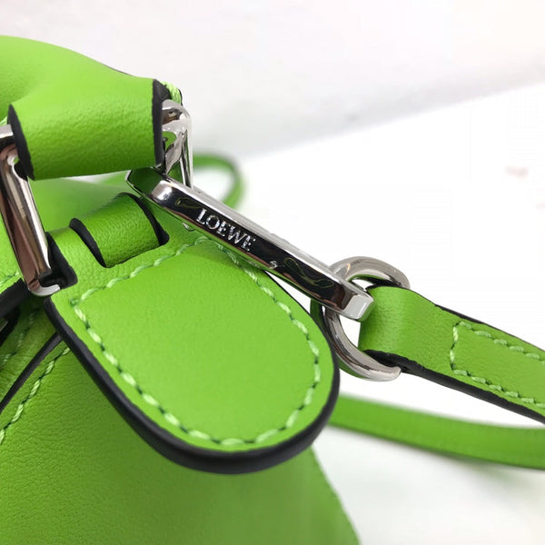 BORSA LOE MINI 18 PUZZLE IN PELLE DI VITELLO VERDE SMERALDO
