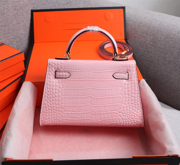 HM KELLY MINI 19 LIGHT PINK CROCODILE EMBOSSED CALFSKIN GOLD HARDWARE