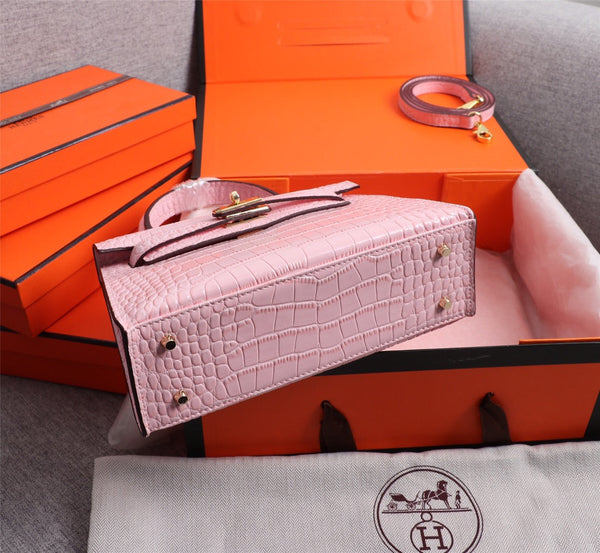 HM KELLY MINI 19 LIGHT PINK CROCODILE EMBOSSED CALFSKIN GOLD HARDWARE