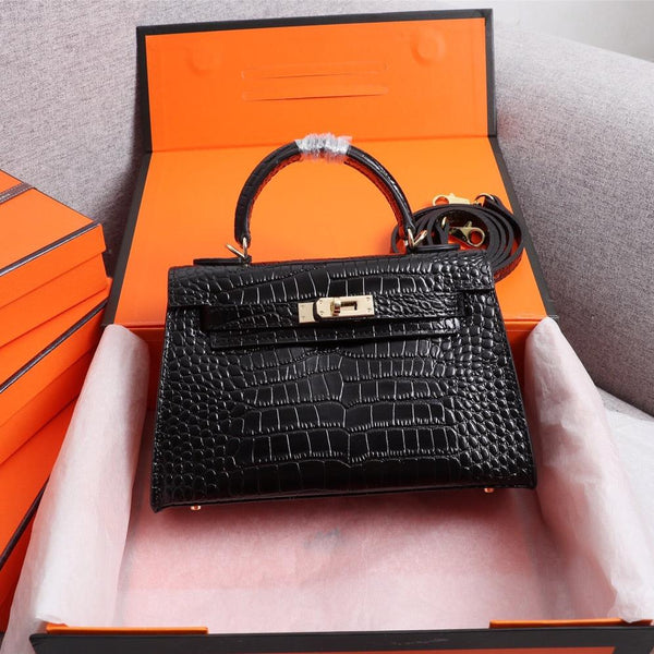 HM KELLY MINI 19 BLACK CROCODILE EMBOSSED CALFSKIN GOLD HARDWARE