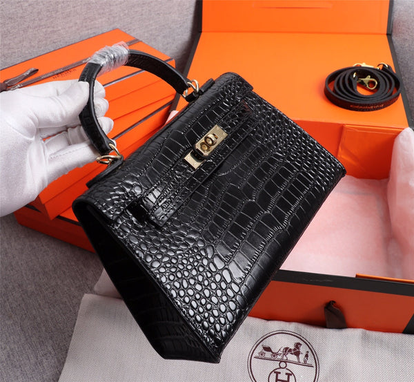 HM KELLY MINI 19 BLACK CROCODILE EMBOSSED CALFSKIN GOLD HARDWARE