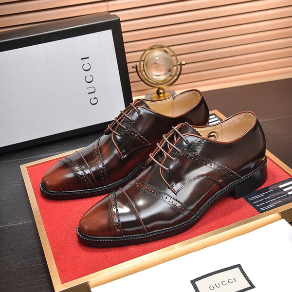 Scarpa elegante da uomo GG in pelle di vacchetta marrone 499520