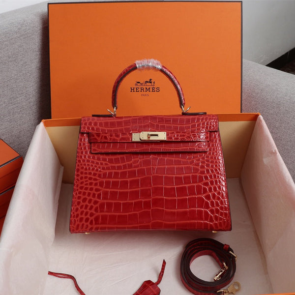 HM KELLY BAG 28 RED CROCODILE EMBOSSED CALFSKIN