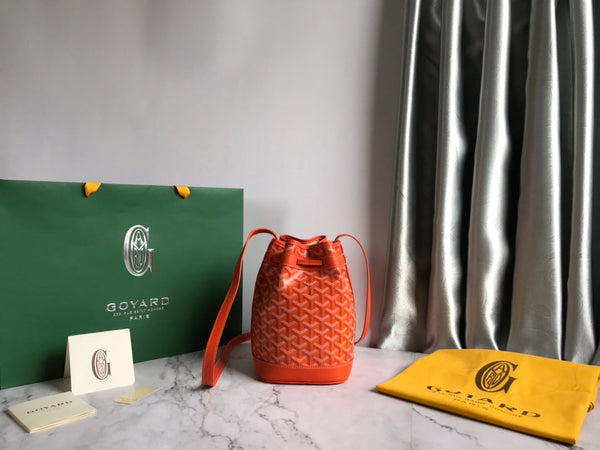 BORSA A SECCHIELLO PETIT FLOT 22 IN TELA GOYARDINE ARANCIO E PROFILI IN AGNELLO