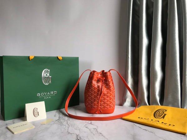 BORSA A SECCHIELLO PETIT FLOT 22 IN TELA GOYARDINE ARANCIO E PROFILI IN AGNELLO