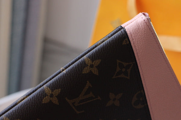 LV M62048 Borsa giornaliera in tela monogrammata e pelle di mucca marrone rosa balletto
