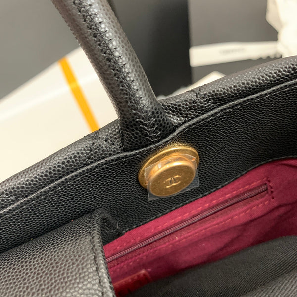 borsa shopping cc 30cm in pelle trapuntata nera caviale ghw