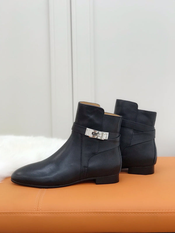 HM 26S Kelly Buckle Neo Ankle Boots 2cm Black Leather 112859