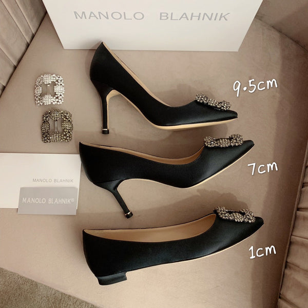 Hangisi Black Satin Crystal Embellished Pumps 156288