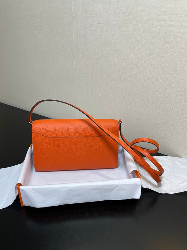 CONSTANCE TO GO 20.5 ARANCIONE EPSOM ARGENTO HARDWARE
