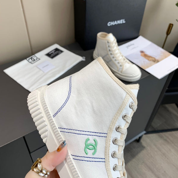 CC 26s Sneaker White Canvas 868476