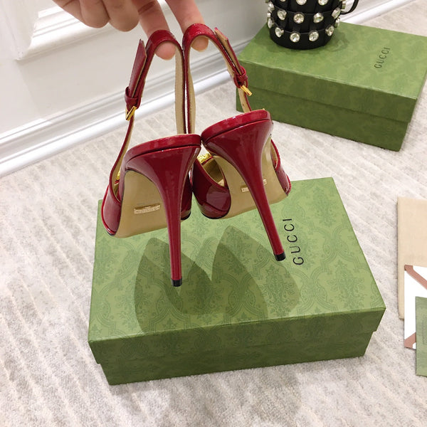 GG SLINGBACK CON TACCO ALTO IN PELLE DI VITELLO RUBINO CON CATENA