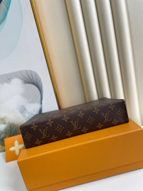 LV M61692 Pochette Voyage MM Brown Monogram Canvas 224235