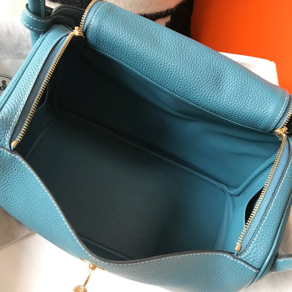 HM LINDY 30 BAG SAPPHIRE TAURILLON CLEMENCE LEATHER