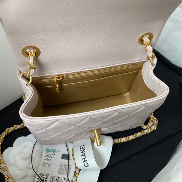 Borsa a patta classica mini 17 cm in pelle di agnello rosa pastello, finiture dorate