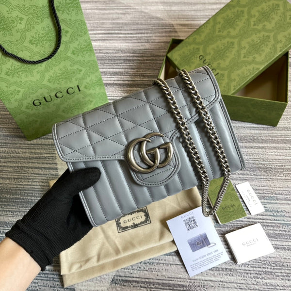BORSA A TRACOLLA GG MARMONT MINI 20 IN PELLE DI VITELLO GRIGIA