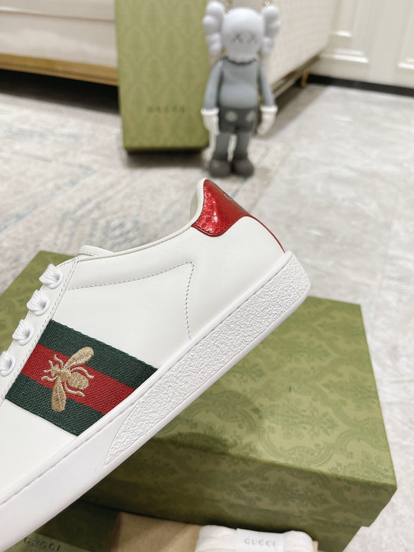 sneaker gg ace in vitello bianco con ape