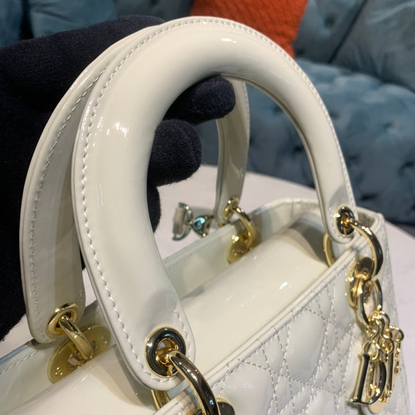 medium lady 24 pelle di agnello bianca