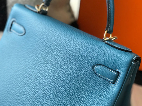 BORSA HM KELLY 32CM IN CERULEO TOGO GOLD HARDWARE