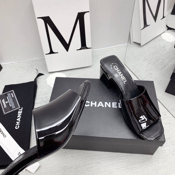 CC 26s Mules Sandals 4.5cm Patent Leather 162898