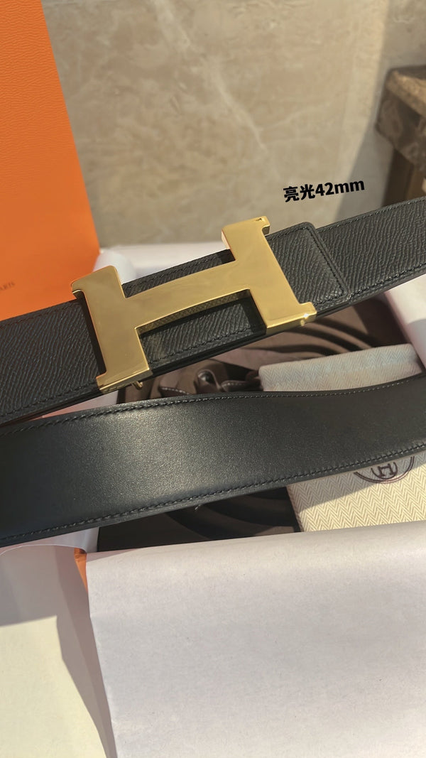 CINTURA HM CONSTANCE CON FIBBIA E CINTURINO REVERSIBILE IN PELLE NERA 42 MM FERRAMENTA ORO
