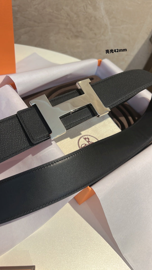 CINTURA HM CONSTANCE CON FIBBIA E CINTURINO REVERSIBILE IN PELLE NERA 42 MM
