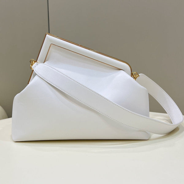 BORSA FENDI FIRST SMALL 32 IN PELLE NAPPA BIANCA CON FERRAMENTA ORO
