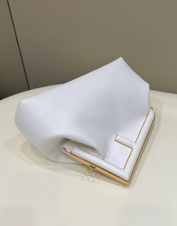 BORSA FENDI FIRST SMALL 32 IN PELLE NAPPA BIANCA CON FERRAMENTA ORO
